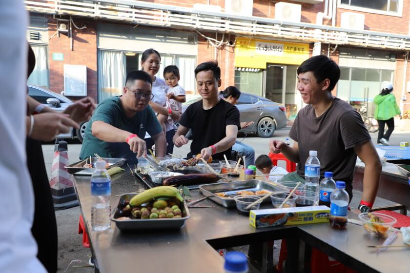 BLEEGAME-BBQ-Team-Building-Event
