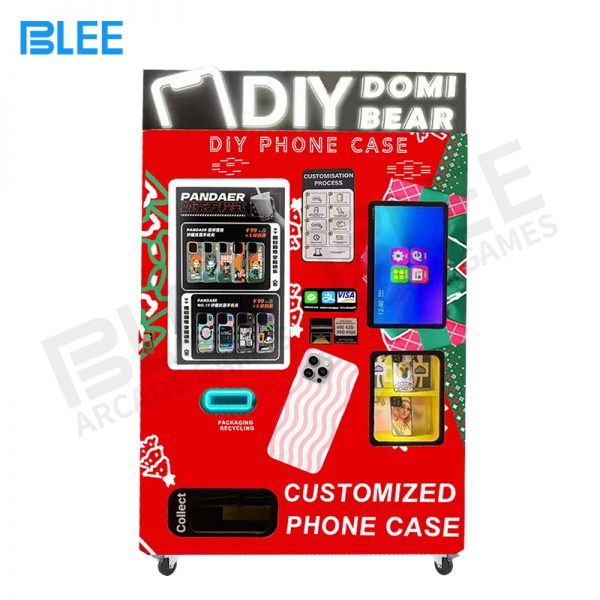 Mobile phone case vending machine