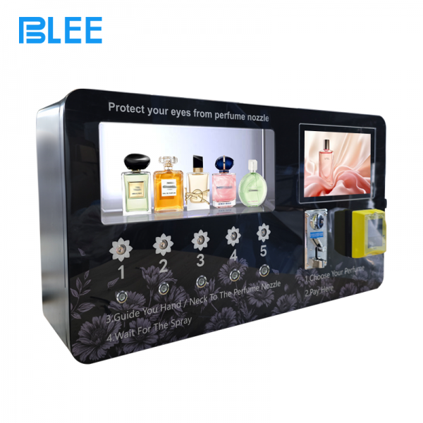 Perfume Spraying Vending Machine