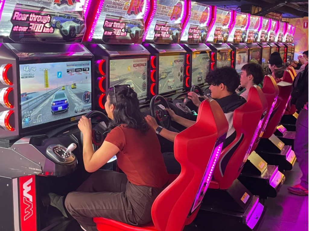 car racing arcade game machines