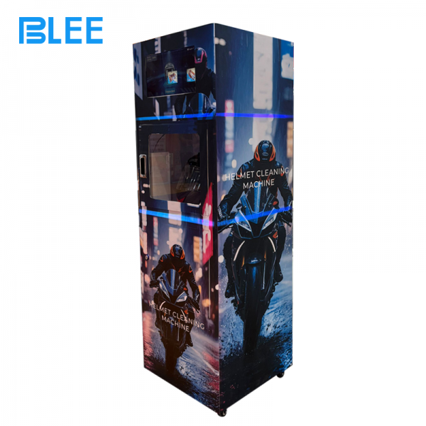 Helmet cleaning vending machine