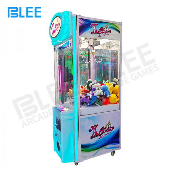 X Claw Machine for malls and amusement parks