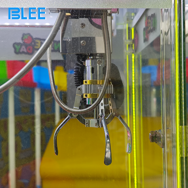 mini claw machine