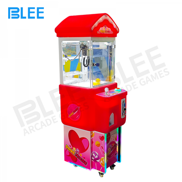 cute house design mini claw machine by BLEE