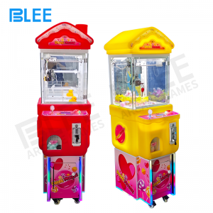 mini house design prize crane game by BLEE