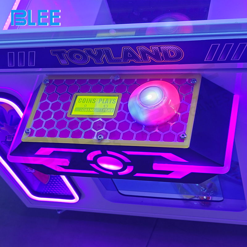 Internal mechanical components and durable construction