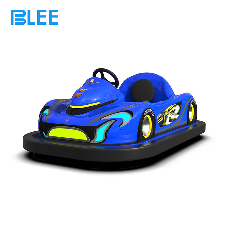 GT series bumper car Professional installation team setting up bumper car arena