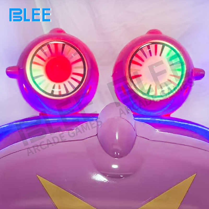 Arcade kiddie ride airplane theme BLEE