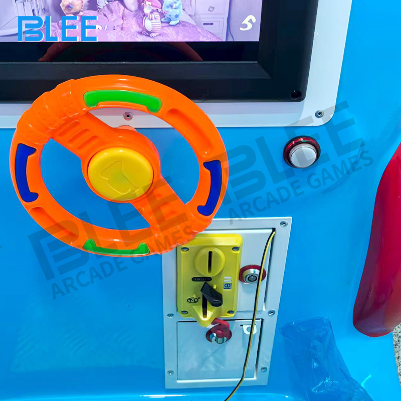 Close-up of road roller design with detailed drum wheels