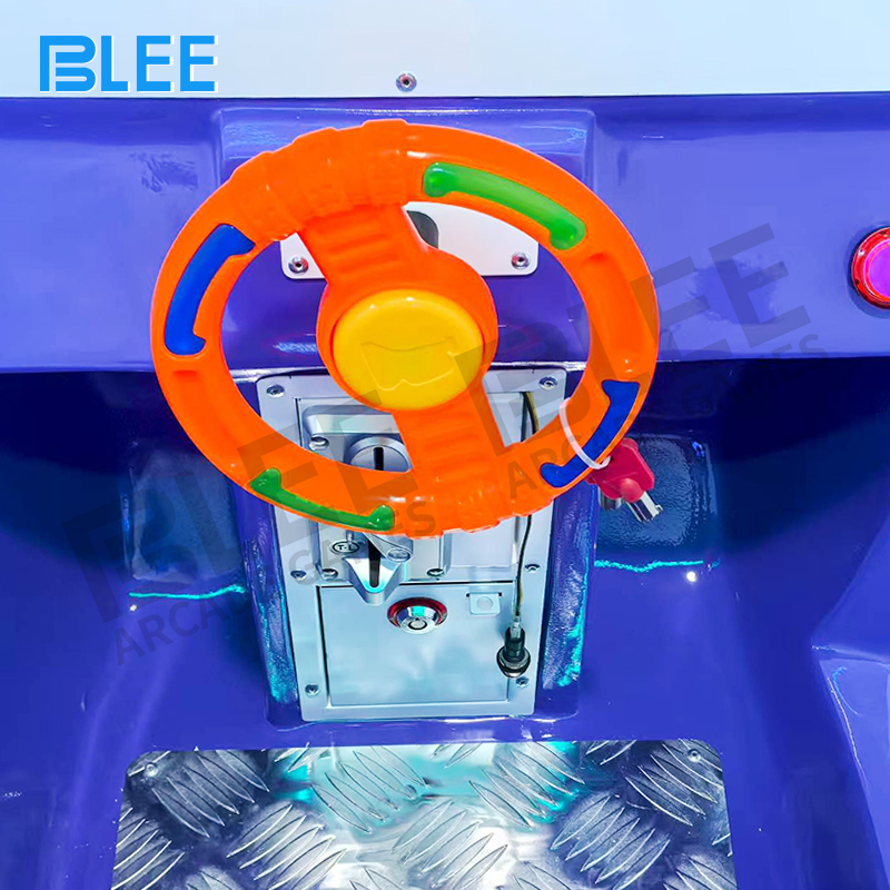 Close-up of blue BLEE Crazy Small Airplane kiddie ride design