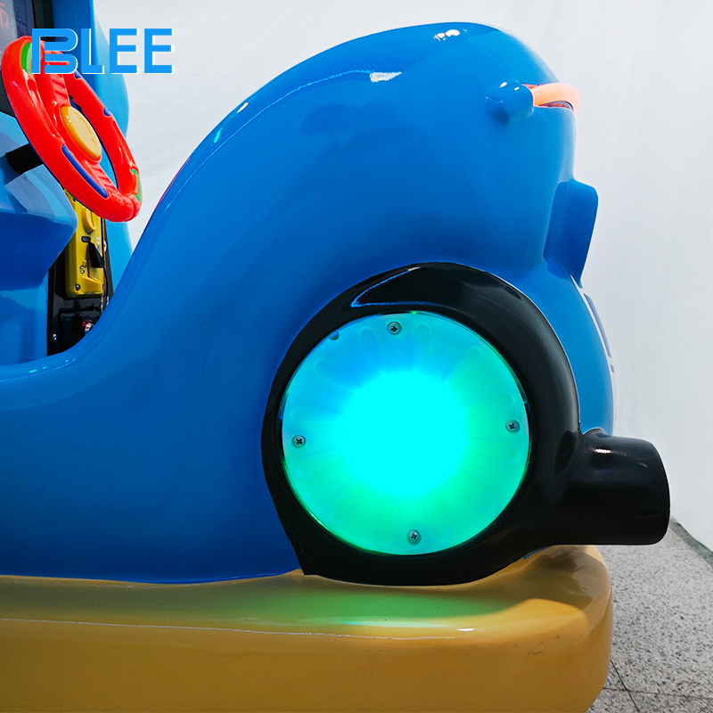 Amusement park motorcycle kiddie machine