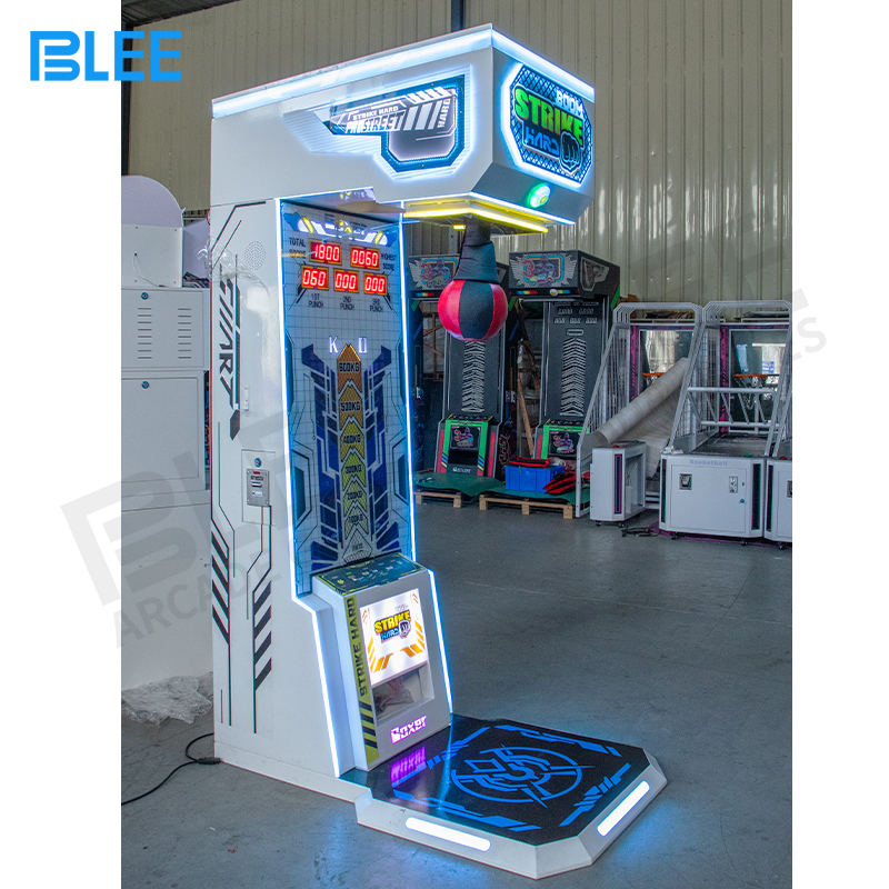 BLEE service team providing technical support