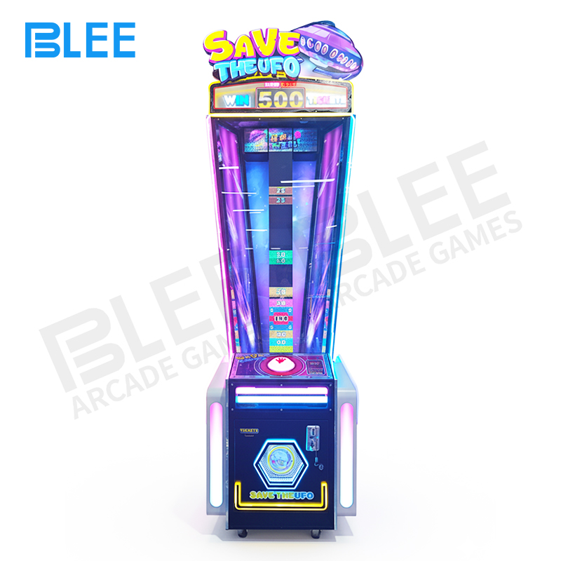 UFO rescue game Packaging configuration for shipping with removable top lightbox (110x100x253cm crate)