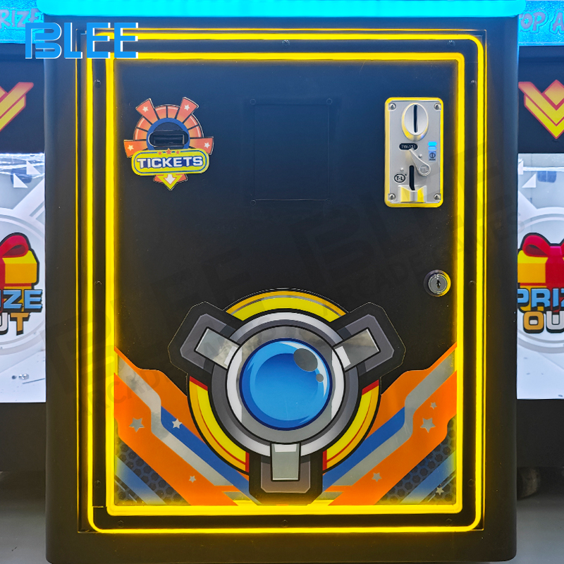 Player intently watching indicator ascend during countdown phase with strategic focus