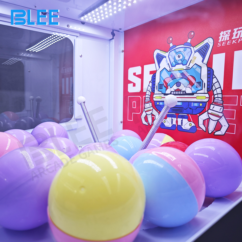 Internal capsule storage system showing organized egg arrangement and reliable dispensing technology