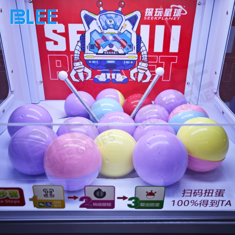 Packaging configuration with protective casing measuring 60x52x160cm for secure shipping