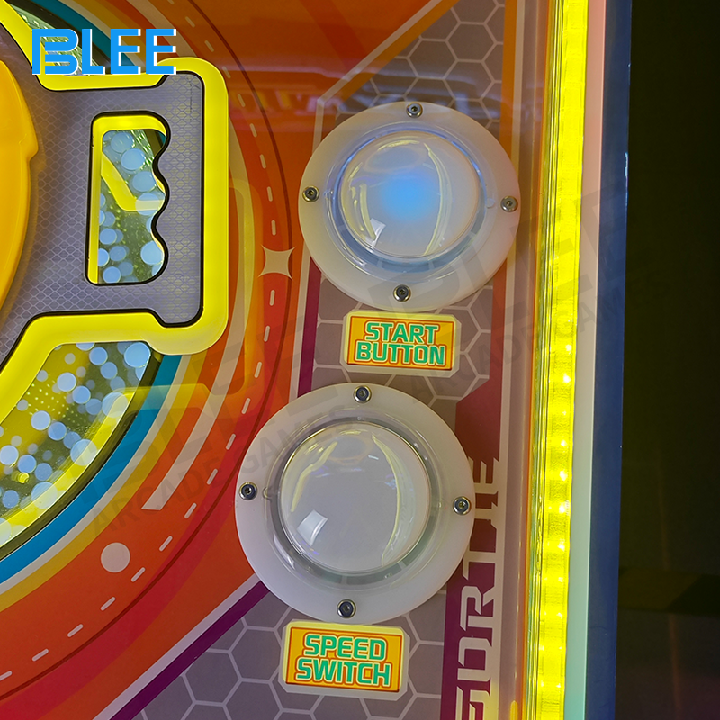 Internal ball-return mechanism and collection chute