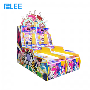 Competitive interaction scene showcasing score comparison dynamics and social gaming engagement