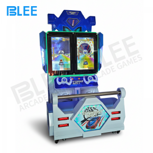 Efficient 200W power system supporting dual-player functionality