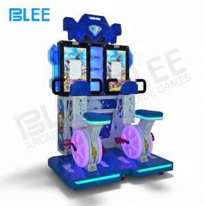 Cooperative dual-player gameplay encouraging social interaction