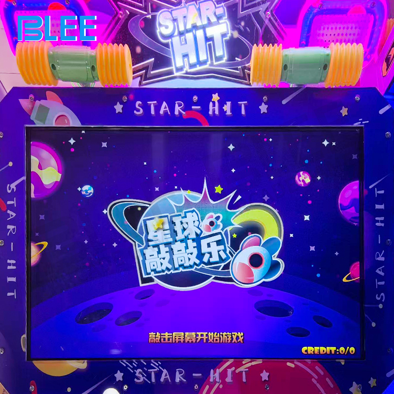 Scene selection interface showing 5 different thematic environments: space, jungle, ocean, farm, fantasy