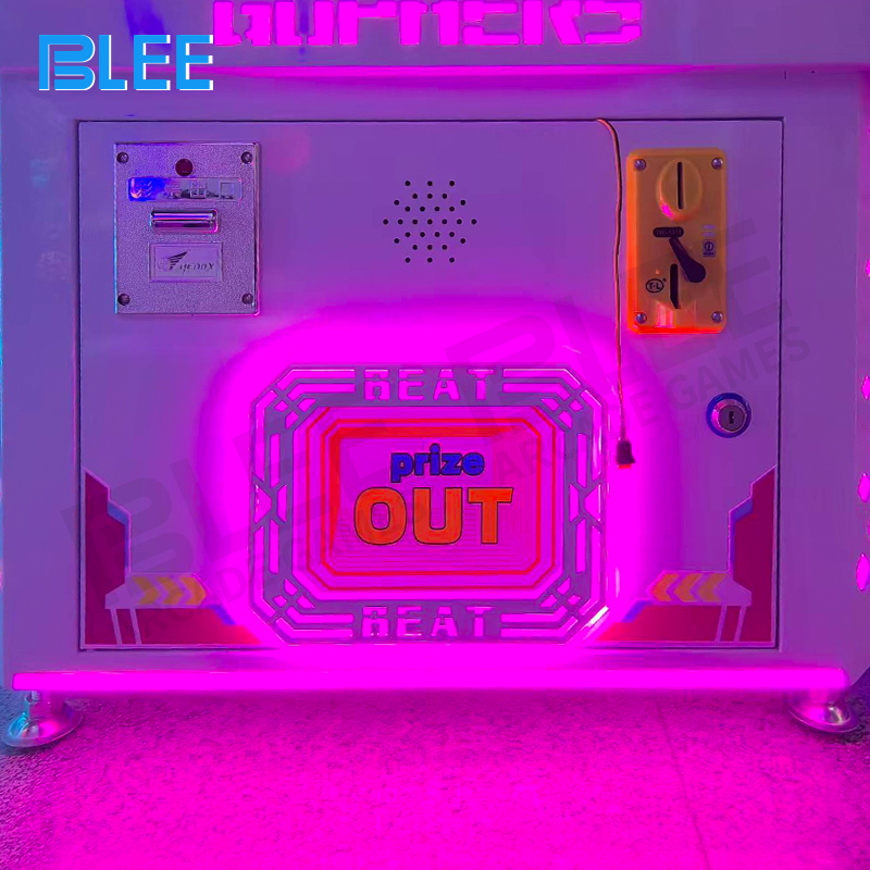 Close-up of dynamic elevation platform changing mole positions during gameplay