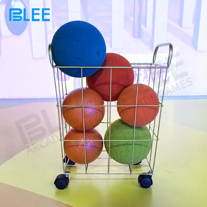 Control console with scene selection, difficulty adjustment, and performance tracking