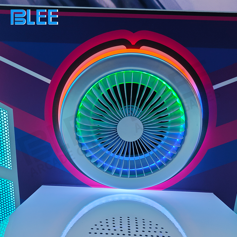 Realistic ice physics demonstration showing vehicle drift and traction control