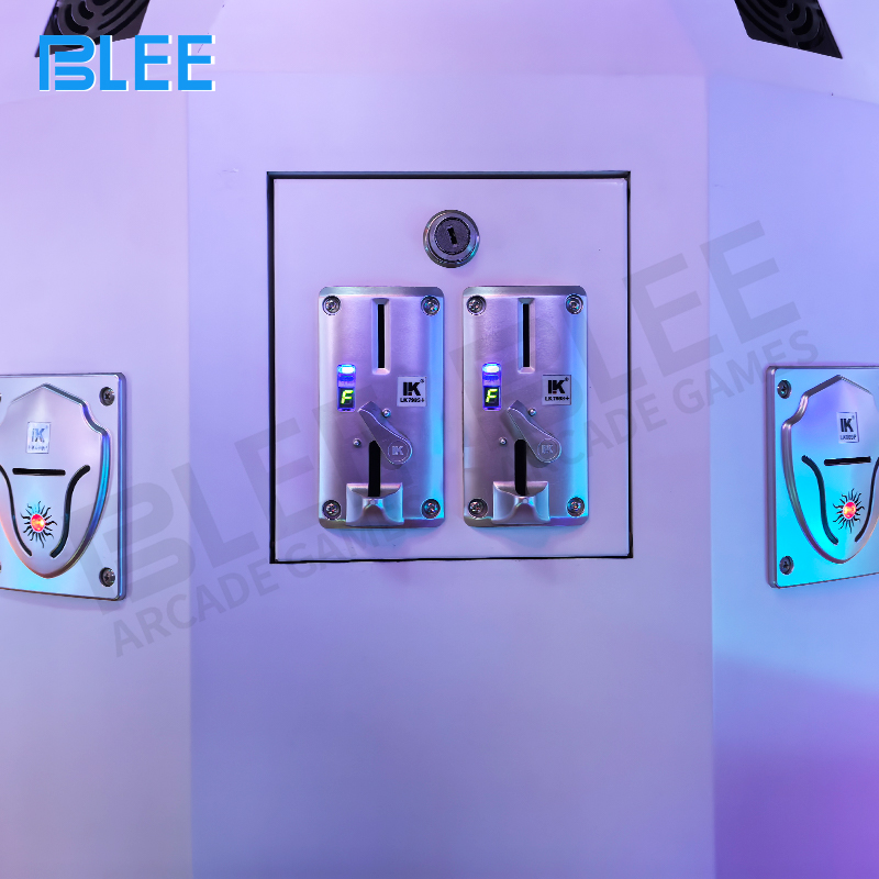 Specialized safety arrow design allowing authentic shooting in controlled environment