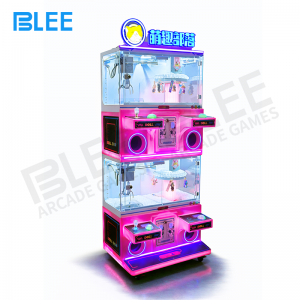 Close-up detail of the high-quality, seamless rotomolded material and finish.