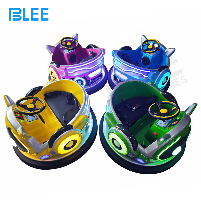 bubble meow square cruiser Front view of the BLEE Meow Planet Square Ride showing its compact, cat-themed design.