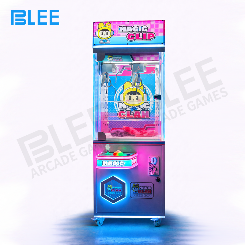 dual-grip prize machine Front perspective of the BLEE Compact Dual-Grip Arena, highlighting its slim, modern cabinet.