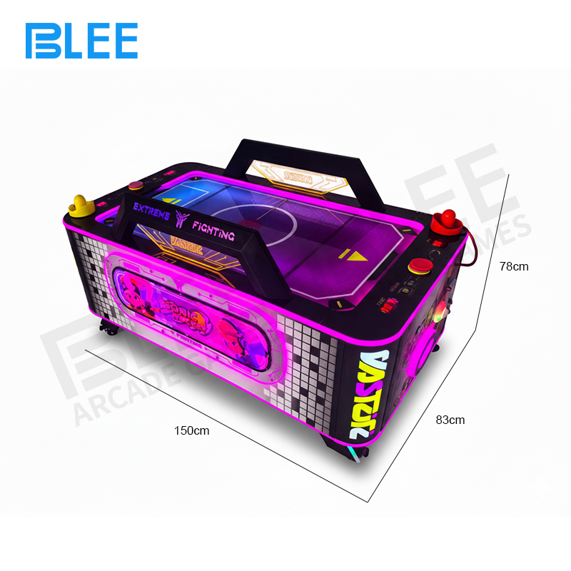 Close-up of the digital scoreboard displaying player scores, time, and game mode.