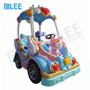 Technical close-up of directional navigation system demonstrating seamless forward/reverse transition capability