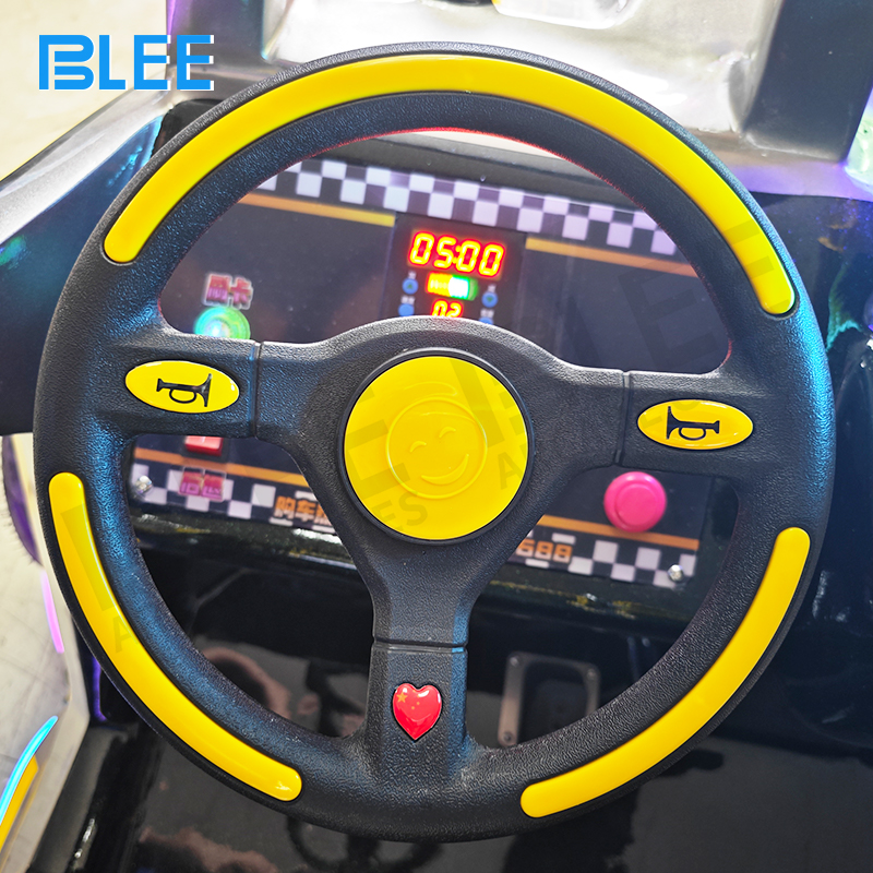 Comfort optimization demonstration showcasing spacious seating and ergonomic riding design