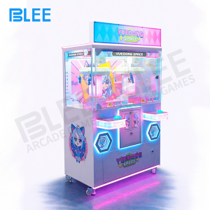Ambient lighting that illuminates both play zones and enhances the prize display.