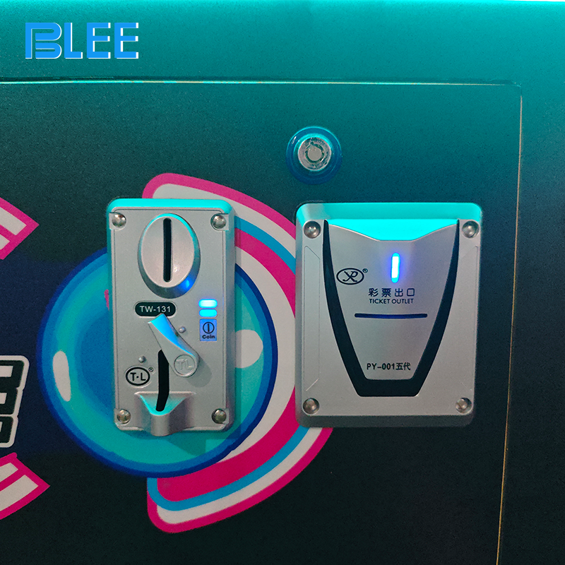 LED digital display showing live scores, match timer, and victory indicators.