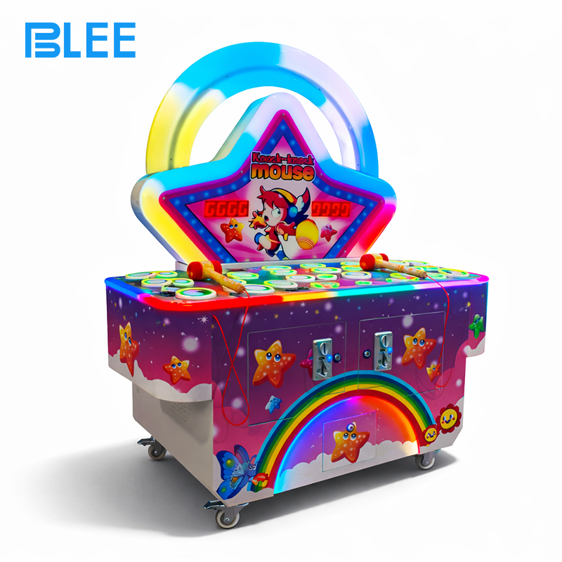 star knock mouse Player inserting coins into the easy-access payment system to begin gameplay.