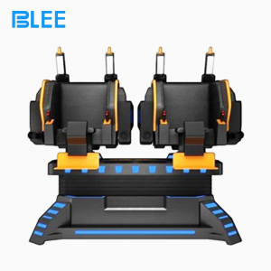 Full front view showcasing two pilot stations, dual Dapeng E3S headsets, and 19-inch split-view spectator display.