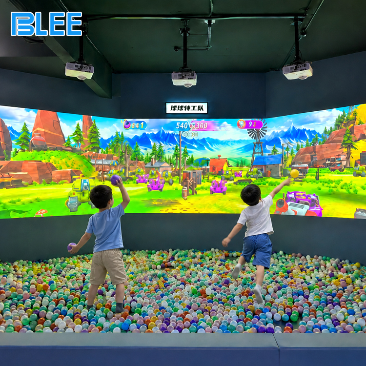 Interactive ball throwing game for soft play and amusement venues Interactive ball throwing game for soft play and amusement venues