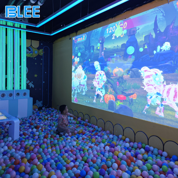 Ball Agents Team projection game for family entertainment center Ball Agents Team projection game for family entertainment center