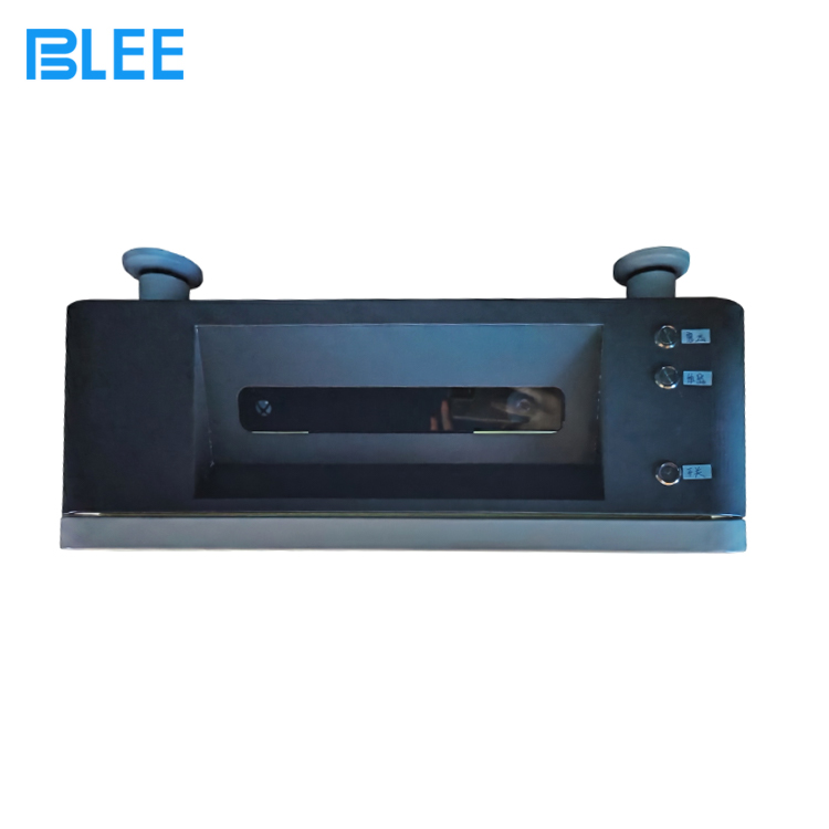Compact mobile floor projector for amusement center Compact mobile floor projector for amusement center