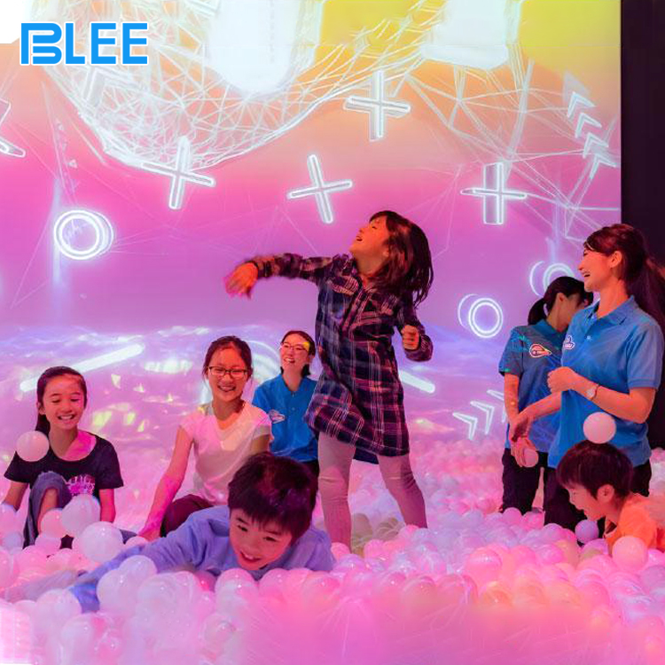 Children’s active play projection game with soft balls Children’s active play projection game with soft balls