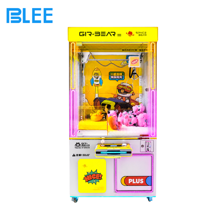 1 BLEE large prize claw machine