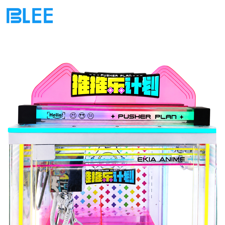 6 Player using arcade pusher game